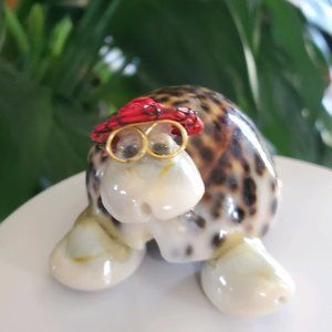 Tiny Sea Shell Turtle Figurine